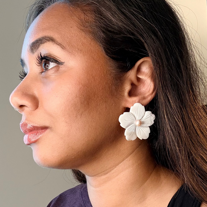 Pearl Flora Earrings